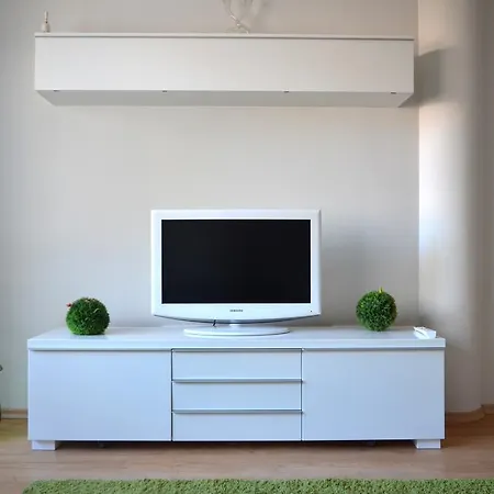 Central Bright Apartment *